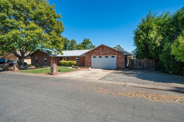 3425 Riverview Drive, Redding, CA 96001
