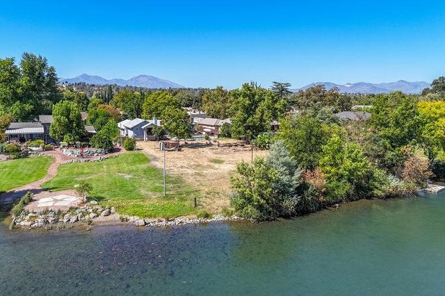 3425 Riverview Drive, Redding, CA 96001