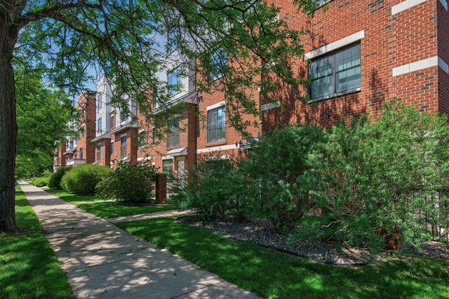 619 8th Street SE 308, Minneapolis, MN 55414