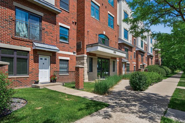 619 8th Street SE 308, Minneapolis, MN 55414