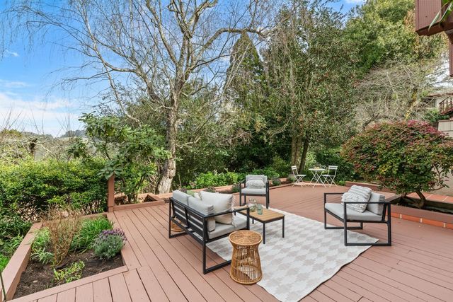 1123 Park Hills Rd, Berkeley, CA 94708