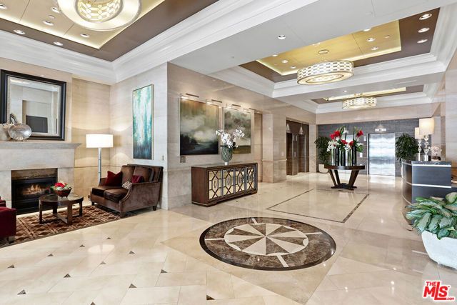 10520 Wilshire Boulevard 305, Los Angeles, CA 90024