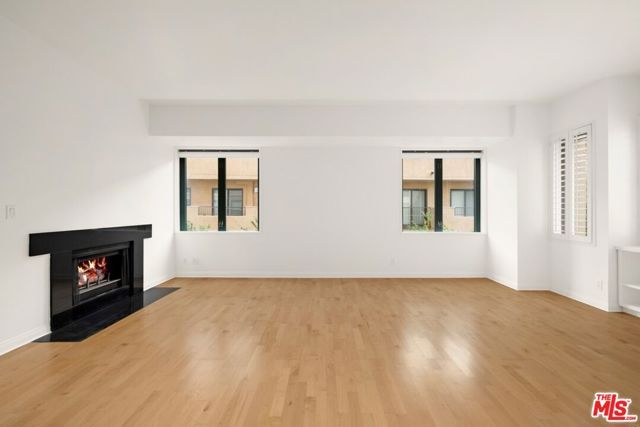 10520 Wilshire Boulevard 305, Los Angeles, CA 90024