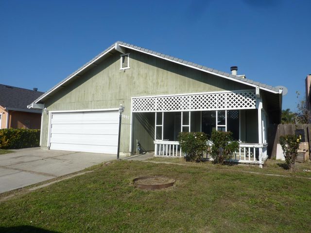 1927 Montauban Ct, Stockton, CA 95210