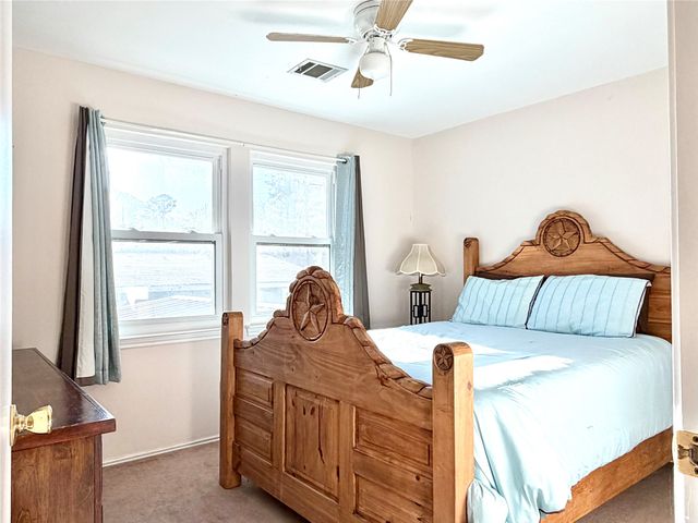 22557 Waterview Circle, Flint, TX 75762