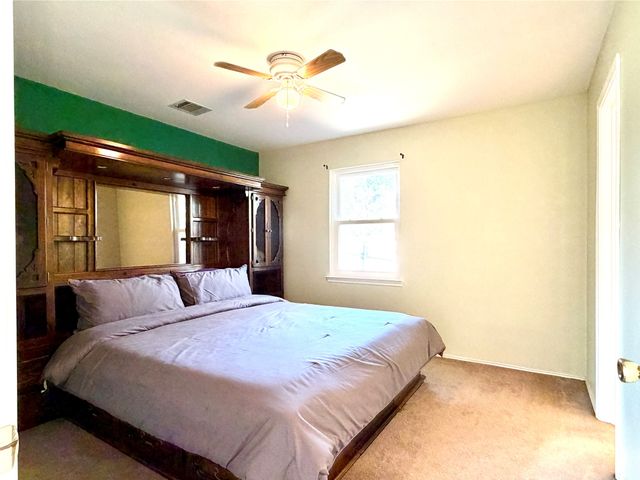 22557 Waterview Circle, Flint, TX 75762