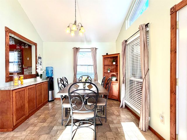 22557 Waterview Circle, Flint, TX 75762