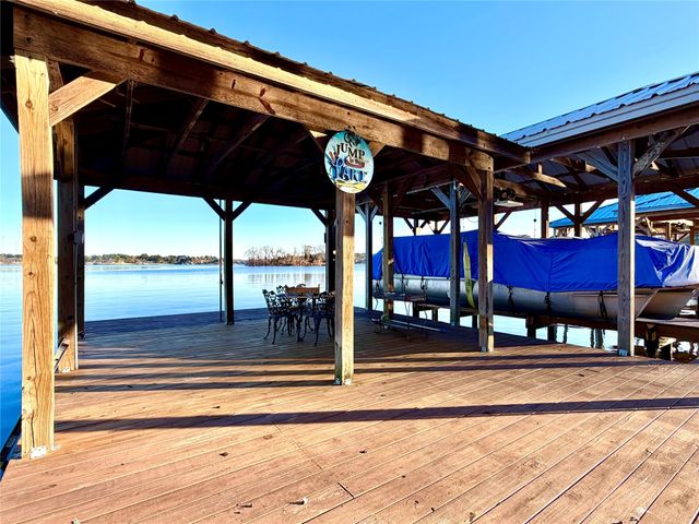 22557 Waterview Circle, Flint, TX 75762