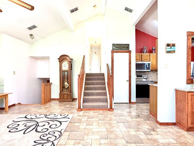 22557 Waterview Circle, Flint, TX 75762