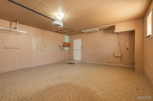 107 Park, Brighton, IL 62012