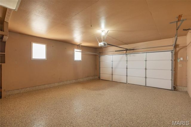 107 Park, Brighton, IL 62012