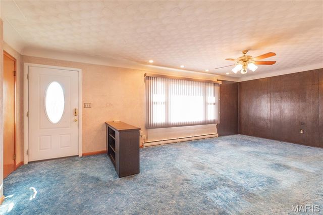 107 Park, Brighton, IL 62012