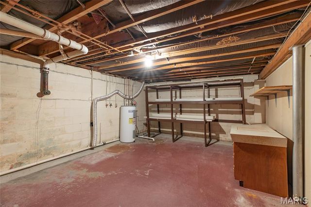 107 Park, Brighton, IL 62012