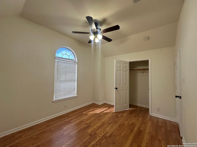 12360 Hart Crest, San Antonio, TX 78249