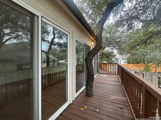 12360 Hart Crest, San Antonio, TX 78249