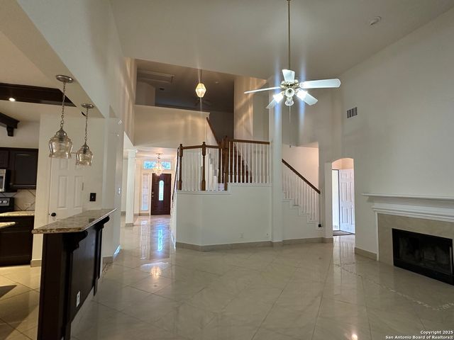 12360 Hart Crest, San Antonio, TX 78249