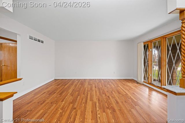 16129 Cambell Drive, Macomb, MI 48044