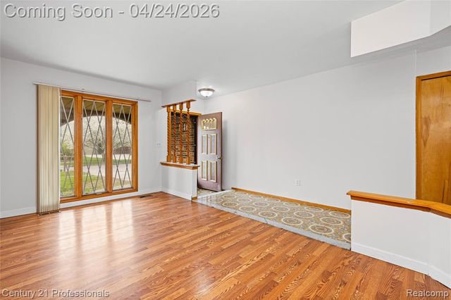 16129 Cambell Drive, Macomb, MI 48044