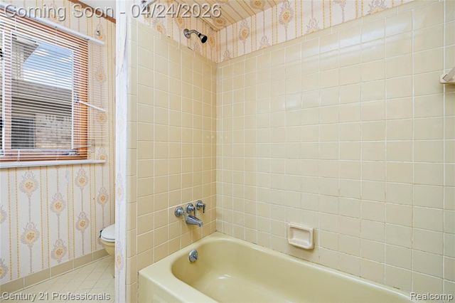 16129 Cambell Drive, Macomb, MI 48044