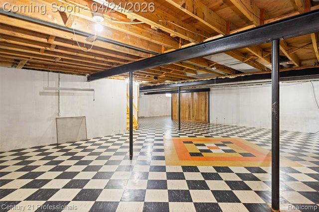 16129 Cambell Drive, Macomb, MI 48044