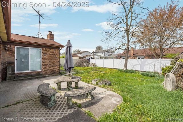 16129 Cambell Drive, Macomb, MI 48044