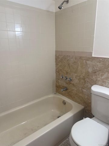 144-87 176th Street, Springfield Gardens, NY 11434