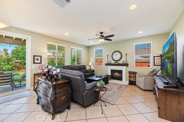 533 Divine Way, San Jacinto, CA 92583