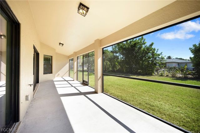 1132 SE 19th ST, Cape Coral, FL 33990