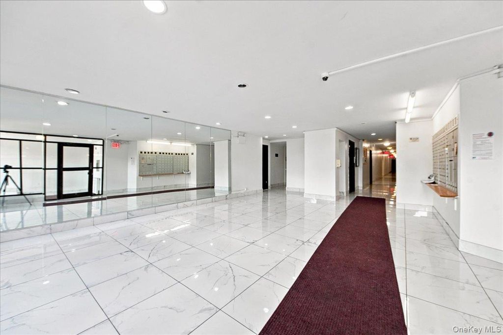 3065 Sedgwick Avenue 6B, Bronx, NY 10468 — photo 2