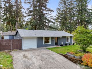 26104 195th Place SE, Covington, WA 98042