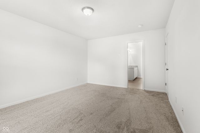 800 N 16th Street, Elwood, IN 46036