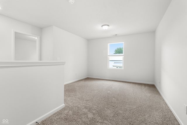 800 N 16th Street, Elwood, IN 46036
