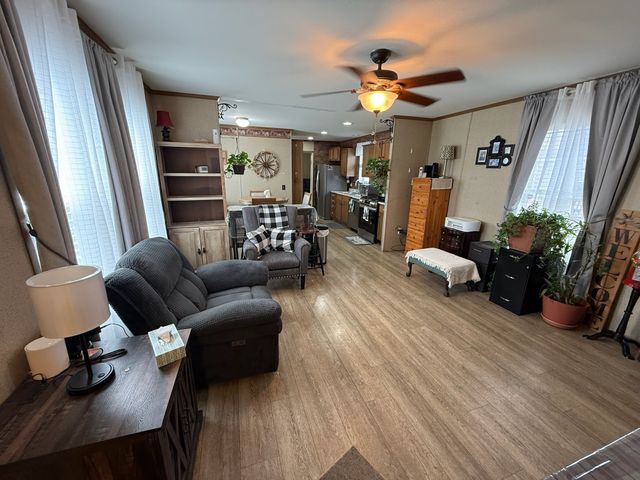 14 DIANE Court, Mckean, PA 16426