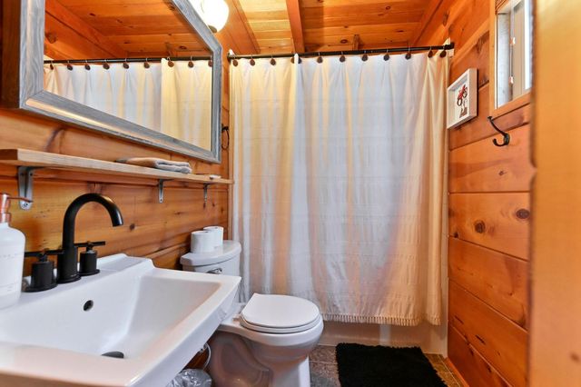 3629 Muriettas Roost, Dorrington, CA 95223