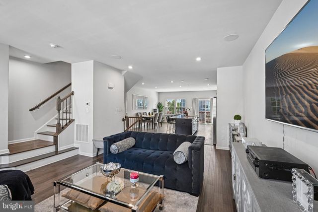 28 ELLA LN, Mount Holly, NJ 08060
