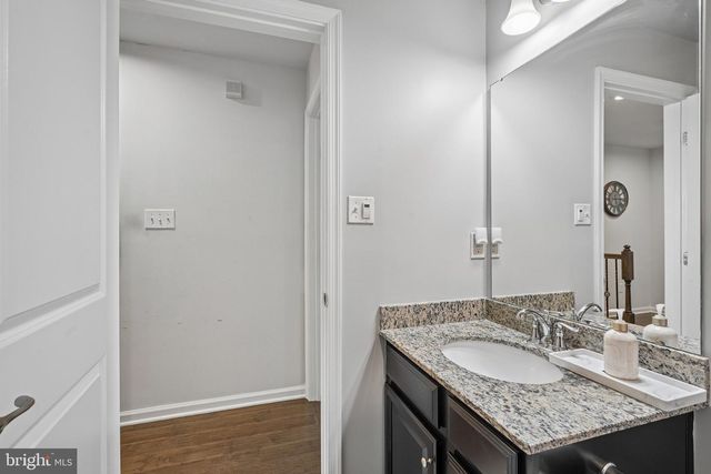 28 ELLA LN, Mount Holly, NJ 08060