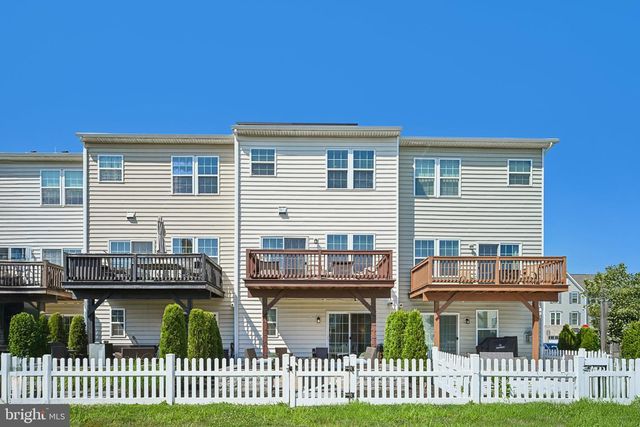 28 ELLA LN, Mount Holly, NJ 08060