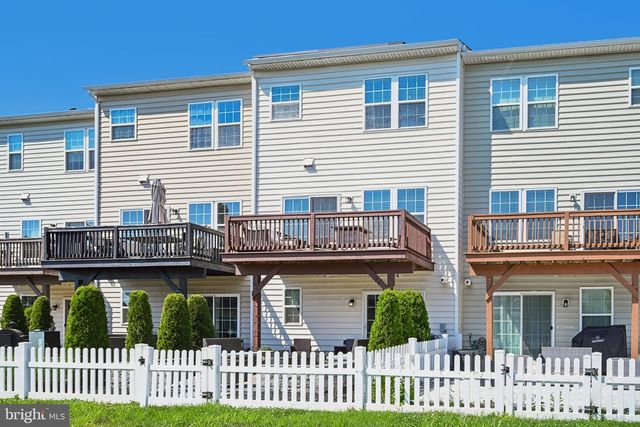28 ELLA LN, Mount Holly, NJ 08060