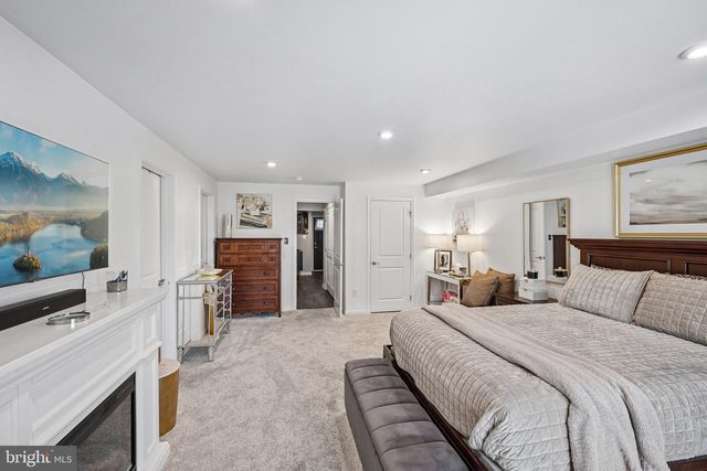 28 ELLA LN, Mount Holly, NJ 08060