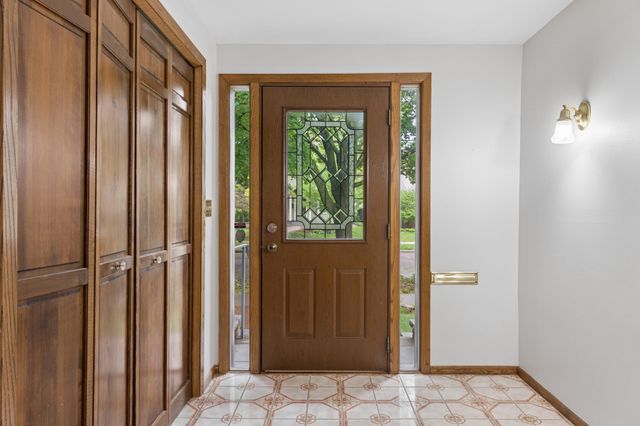 1847 Sargent Avenue, Saint Paul, MN 55105