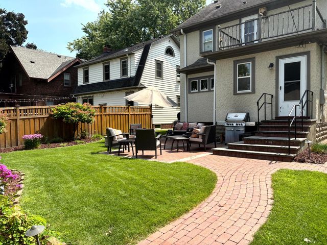 1847 Sargent Avenue, Saint Paul, MN 55105