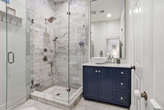 6222 Highland Rd, Baton Rouge, LA 70808