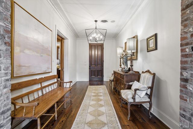 6222 Highland Rd, Baton Rouge, LA 70808