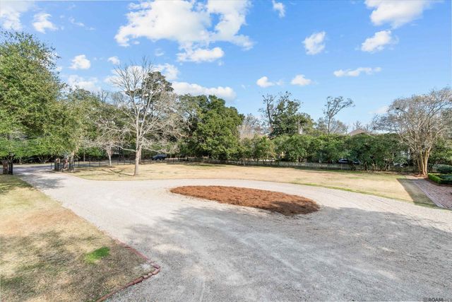 6222 Highland Rd, Baton Rouge, LA 70808