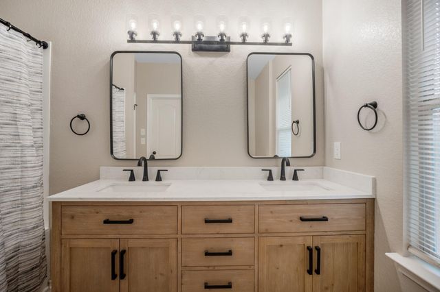 1307 Terra ST, Round Rock, TX 78665