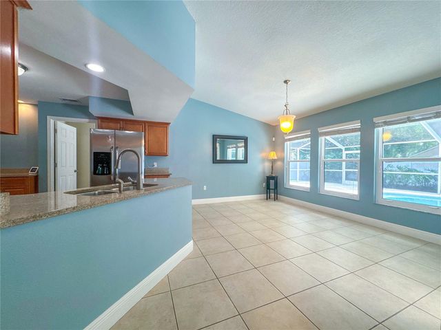 707 POWDER HORN ROW, Lakeland, FL 33809