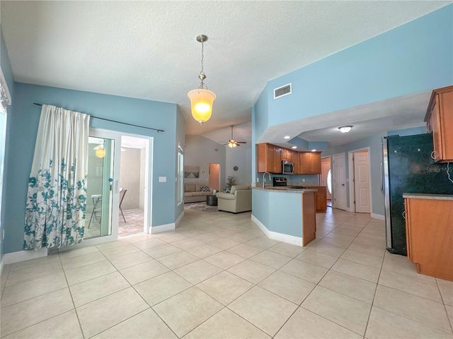 707 POWDER HORN ROW, Lakeland, FL 33809