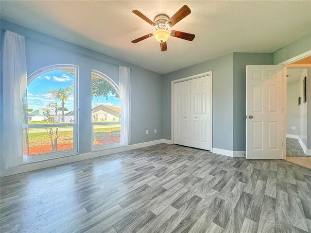 707 POWDER HORN ROW, Lakeland, FL 33809