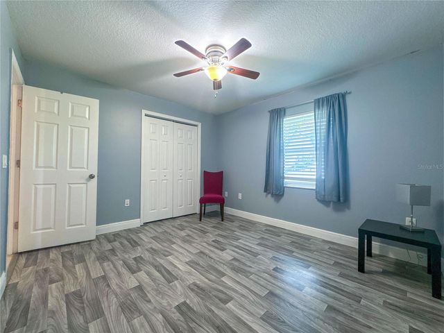 707 POWDER HORN ROW, Lakeland, FL 33809