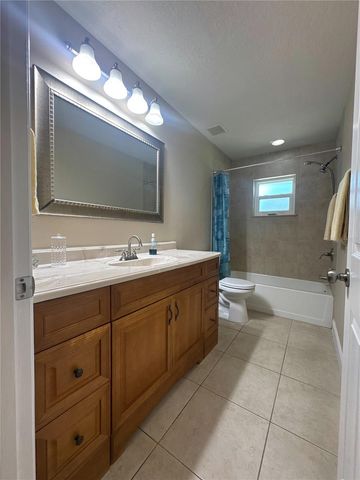 707 POWDER HORN ROW, Lakeland, FL 33809